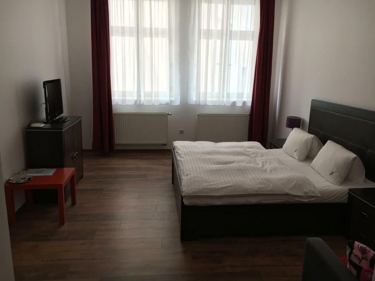 Villa Dino Mariánské Lázně Eksteriør billede